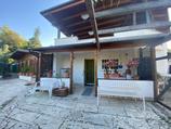 Casa indipendente con terreno di mq 4600 in Vendita