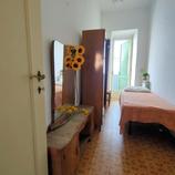 Comodissimo trilocale sulla via principale di Moricone in Vendita