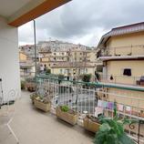 Appartamento di grande metratura con terrazzo a Palombara Sabina in Vendita
