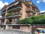 Bilocale a Monterotondo Paese con box auto e giardino in Vendita